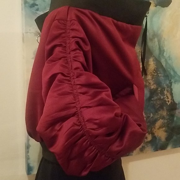 💣 Off-the-Shoulder Bomber - Picture 3 of 4